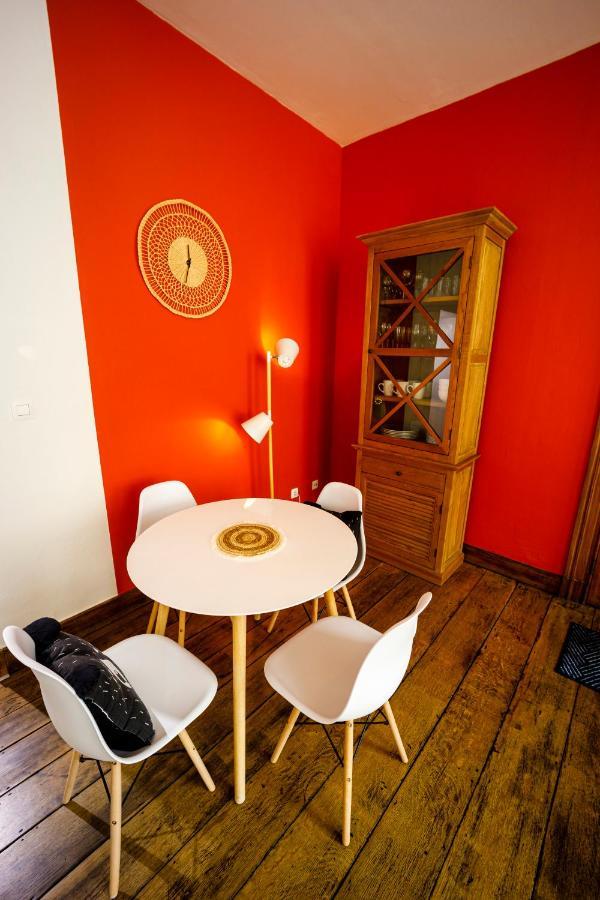Gite La Petite Ourse - Gite De Charme Citadin Andenne Extérieur photo